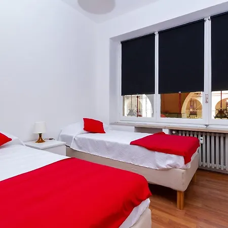 Apartment Hostdomus - Sotto Il Portico